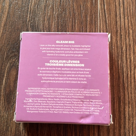 RADIANT PRESSED HIGHLIGHTER - Picture 3 of 6